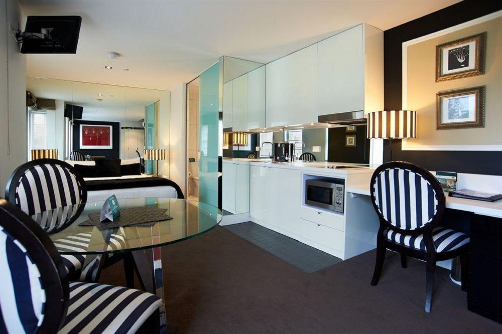 Quest East Melbourne Aparthotel Eksteriør bilde