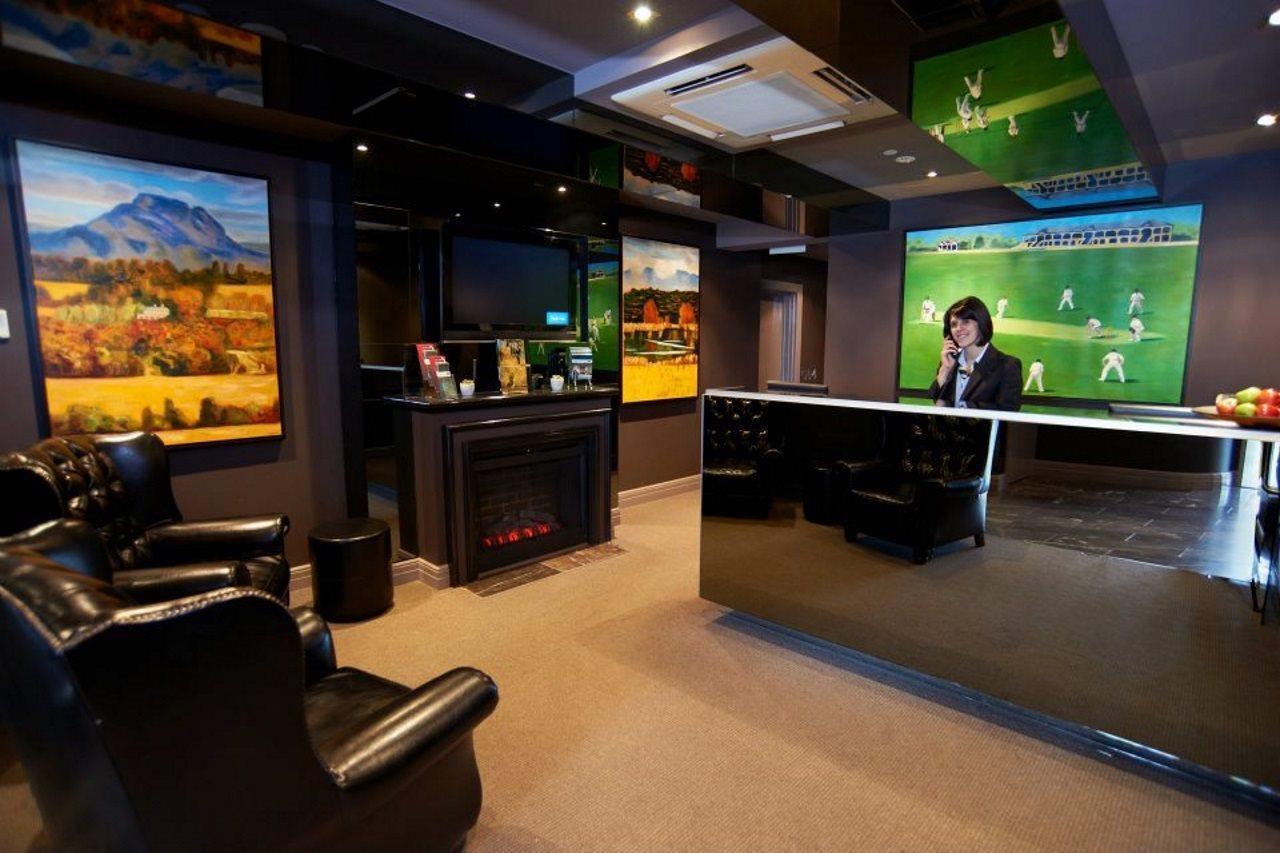 Quest East Melbourne Aparthotel Eksteriør bilde