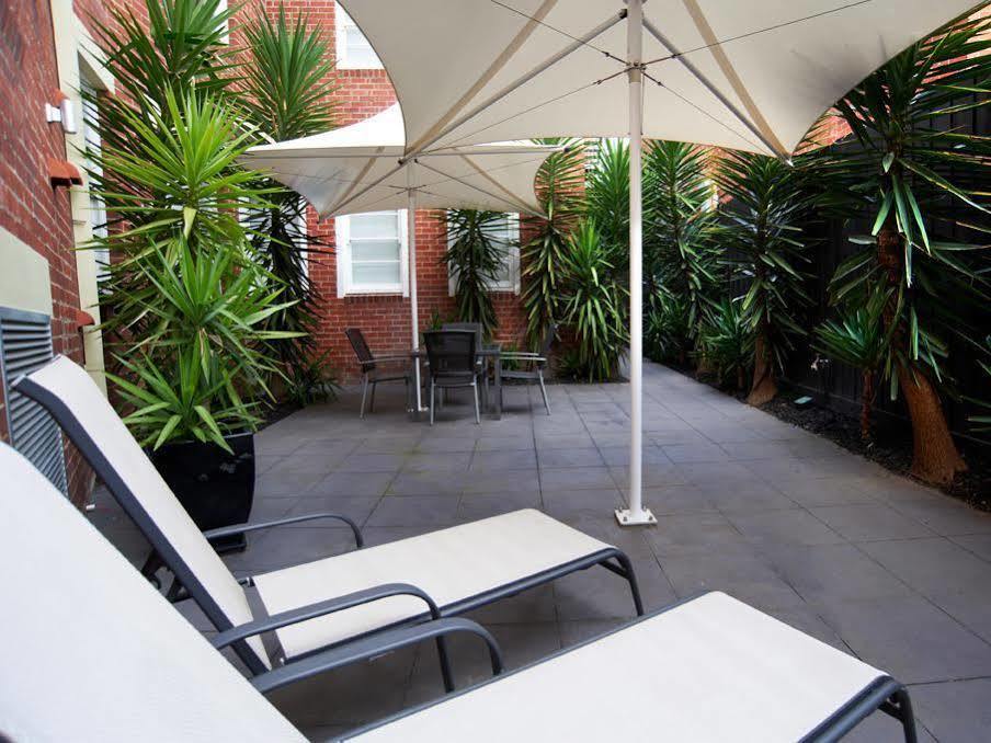 Quest East Melbourne Aparthotel Eksteriør bilde
